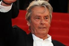 Το Φεστιβάλ των Καννών τιμά τον Αλέν Ντελόν