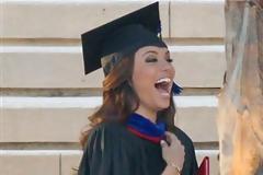 Κάτοχος μεταπτυχιακού η Eva Longoria