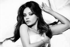 Ο... λαός μίλησε και ζήτησε από τη Mila Kunis να γυρίσει πορνό!