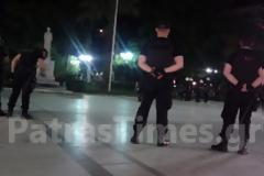 Πάτρα: Σε επιφυλακή η ΕΛ.ΑΣ. για απόψε – Οι αντιεξουσιαστές έχουν προαναγγείλει ήδη νέο πάρτι στην πλατεία Όλγας