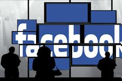 Οκτώ έφηβοι θεωρούνται ύποπτοι για την αυτοκτονία μίας 14χρονης την οποία εκφόβιζαν στο Facebook