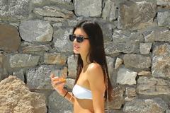 Η Kendall Jenner με μπικίνι στις διακοπές της στην Μύκονο