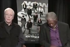 Αποκοιμήθηκε on camera ο Morgan Freeman! [Video]