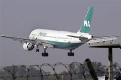 Βρετανία: Δεν σχετίζεται με τρομοκρατία το περιστατικό στο αεροσκάφος