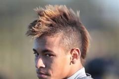 Είπε το ''ναι'' σε Ρεάλ και Μπαρτσελόνα για Νεϊμάρ η Σάντος!