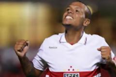 Ψάχνει «μπαμ» με Λουϊς Φαμπιάνο...