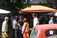 Έφοδος του ΣΔΟΕ στη λαϊκή αγορά των Τρικάλων