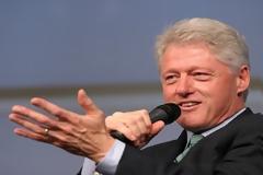 Ομιλίες 106 εκατομμυρίων δολαρίων για τον Μπιλ Κλίντον