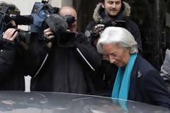 Λαγκάρντ: Μοιάζω με κάποια που θα έκανε δουλειές με τον Ταπί;