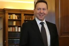 Aυτές είναι οι αμαζόνες του Γιάννη Στουρνάρα: Οι αφανείς ηρωίδες πίσω από τον υπουργό