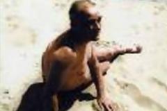 H πόζα του Κεμάλ που προκάλεσε σάλο στην Τουρκία