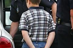 9χρονος είχε μαζέψει από κλοπές 50.000 ευρώ!