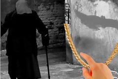 Πάτρα: Συνελήφθη Ρουμάνα και αναζητούνται άλλοι δυο συνεργοί όπου χτύπησαν και έκλεψαν ηλικιωμένη