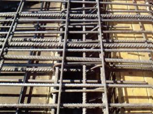 Φωτογραφία για Αχαΐα: Είχαν «ρημάξει» το κτίριο των Παλαιών Σφαγείων στον Πρέβεδο – Έκλεβαν τις σιδερόβεργες από τις κολώνες