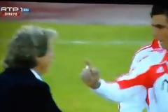 Τα έβαλε με τον προπονητή του ο πικραμένος… αετός!