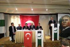 Μια αλυτρωτική τουρκοσυνέλευση με πολύ ενδιαφέρουσες παρουσίες