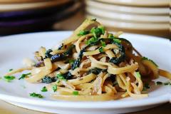 H συνταγή της ημέρας: Φετουτσίνι με μανιτάρια και σπανάκι