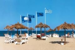 Δεύτερη στον κόσμο η Ελλάδα σε «γαλάζιες σημαίες»