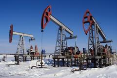 Πέφτουν οι τιμές του πετρελαίου διεθνώς