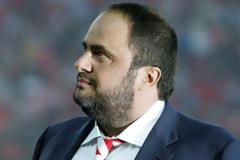 Ο Βαγγέλης Μαρινάκης ταράζει τα νερά της ναυτιλίας