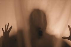 Αλίαρτο: Άκουγε πατημασιές και τρίξιμο στις ντουλάπες...