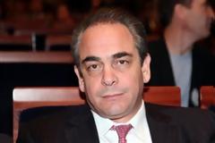 Δεν μπορεί μια πορεία 200 ατόμων να κλείνει το κέντρο