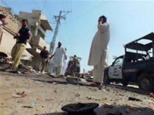 Φωτογραφία για Πακιστάν: Πέντε νεκροί αστυνομικοί από επίθεση με βόμβα