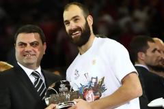 Η ΑΠΟΛΥΤΗ ΑΠΟΘΕΩΣΗ ΓΙΑ ΤΟΝ ΑΡΧΗΓΟ ΑΠΟ ΤΗΝ ΕΥΡΩΛΙΓΚΑ!