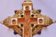 Κλοπή Σταυρού ευλογίας από τον Μητροπολιτικό Ναό του Αγίου Νικολάου Αλεξανδρούπολης