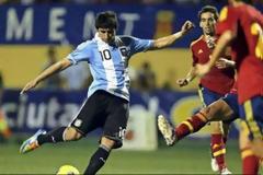 ΚΟΝΣΕΝΤΙΝΟ ΚΑΙ ΙΜΠΑΝΙΕΘ ΣΤΗΝ ΕΛΛΑΔΑ ΜΕΣΑ ΣΤΟΝ ΙΟΥΝΙΟ