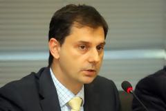 Χ. Θεοχάρης: Μικρότεροι φόροι για μισθωτούς – συνταξιούχους