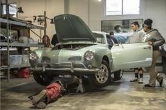 Μαθητές στις ΗΠΑ,δημιούργησαν το πρώτο αυτοκίνητο που κινείται με likes και tweet!(video)