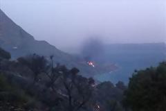 Δύο νέα βίντεο από το σκηνικό τρόμου στο Ν. Χανίων - Κάηκαν βιομηχανικές μονάδες - Εκκενώθηκαν σπίτια