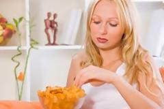 Υγεία: Το στρες επηρεάζει τη διατροφή