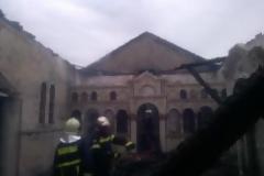 Hλεία: Λαμπάδιασε ο Ιερός Ναός της Αγίας Μαρίνας από ένα καντήλι