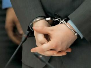Φωτογραφία για Πάτρα: Συνελήφθη έμπoρος καλλυντικών για χρέη προς το Δημόσιο