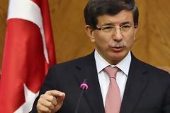 Ο Νταβούτογλου προσπαθεί να ενώσει τη συριακή αντιπολίτευση στην Κωνσταντινούπολη. Πρόβλημα με τις φράξιες του Κατάρ και της Σαουδικής Αραβίας