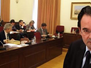 Φωτογραφία για Πάνω από 60 βουλευτές υπογράφουν τη διεύρυνση του κατηγορητηρίου κατά Παπακωνσταντίνου