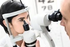 Υγεία: Εντοπίζουν τη σκλήρυνση με οφθαλμολογικό τεστ