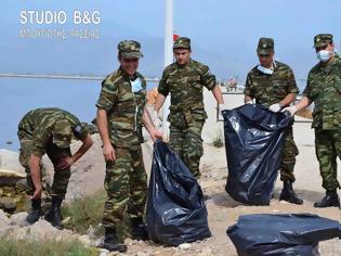 Φωτογραφία για Στρατεύσιμοι από το ΚΕΜΧ καθάρισαν την παραλιακή οδό Ναυπλίου - Ν.Κίου