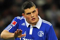 Μόνο τη Σάλκε σκέφτεται ο Παπαδόπουλος και τίποτα άλλο