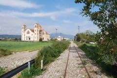 Tο τρένο θα ξανασφυρίξει στην Αιτωλοακαρνανία μόνο με... χορηγό, λέει ο Χατζηδάκης