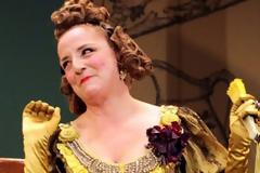 Ελληνίδα ηθοποιός: 