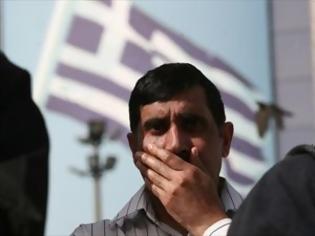 Φωτογραφία για Εκατό ευρώ για την καταγγελία ρατσιστικής βίας;