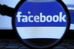 Τι πρέπει να προσέχουν οι γονείς και τα παιδιά όταν χρησιμοποιούν το Facebook