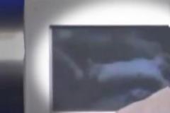 Διεθνώς ρεζίλι: Η Daily Mail έβγαλε στη φόρα το πορνό που έπαιζε στην ΕΤ3 στο δελτίο ειδήσεων