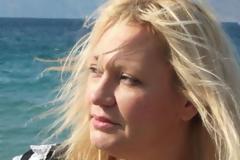 Kαίτη Φίνου: Ο βιασμός στα δεκαπέντε της και οι εκτρώσεις!