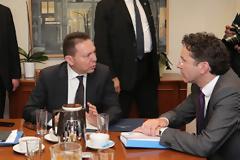 Ντάισελμπλουμ: Τον Απρίλιο του 2014 θα εξετάσουμε νέο κούρεμα του χρέους