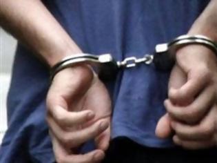 Φωτογραφία για Γλυφάδα: Σύλληψη μέλους σπείρας που παγίδευε ΑΤΜ