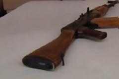 Κυκλοφορούσε με Σκόρπιον και Καλάσνικοφ στο αυτοκίνητο